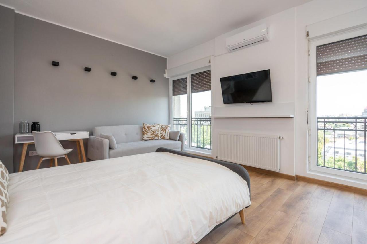 Alfie Center Apartment Bukares Bagian luar foto